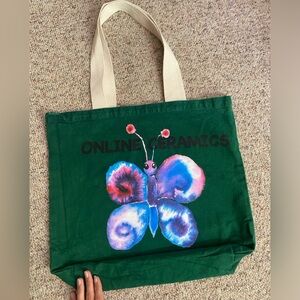 Online Ceramics Tote from a couple years ago. In new condition.